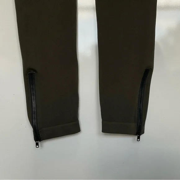 Spanx Seamless Side Zipper Leggings - Picture 6 of 6